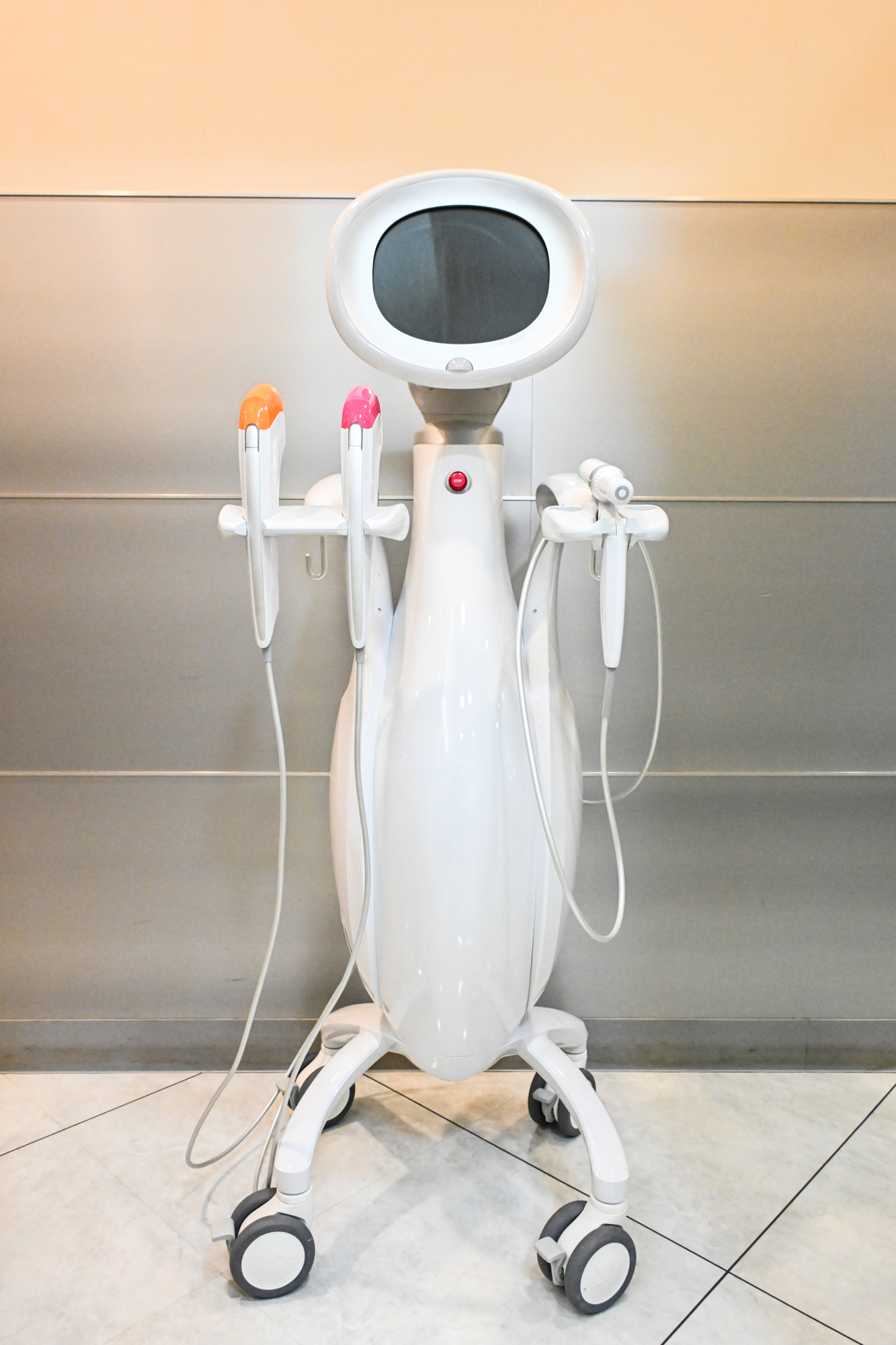 琴似タワー皮膚科形成外科photo