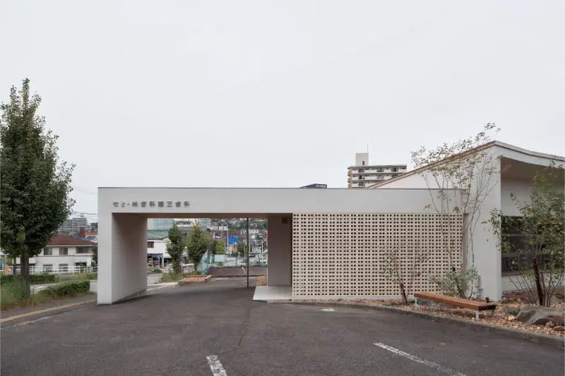 せと・林歯科矯正歯科