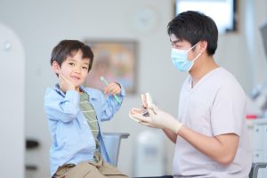 小児矯正におけるMFT（口腔筋機能療法）とは？歯並びとの関係や役割を解説