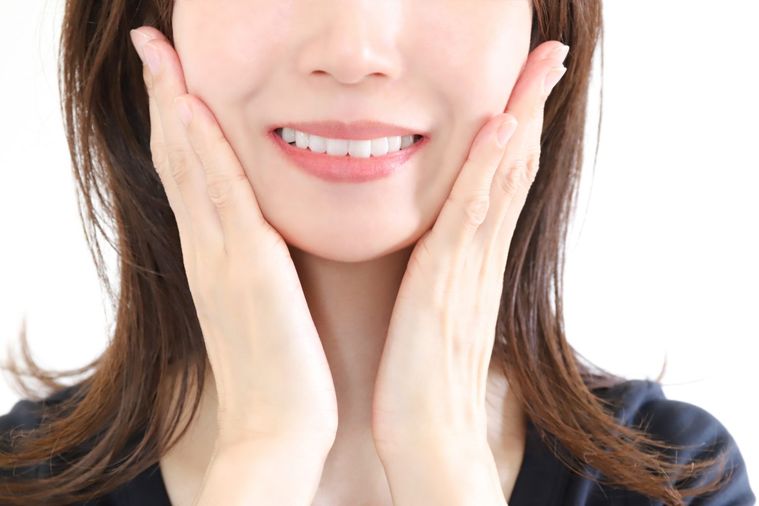 歯列矯正で健康な歯を抜歯する理由は？抜歯する歯や本数、影響について解説