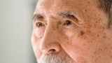 両眼の「白内障手術」は同日か別日か？ メリット・デメリットを比較【医師解説】