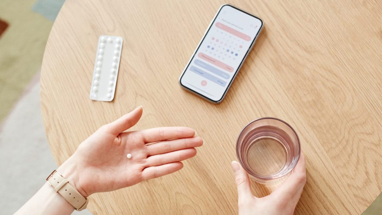 ピルの副作用『血栓症』のサインは？ リスクのない最新の回避法を解説【医師監修】