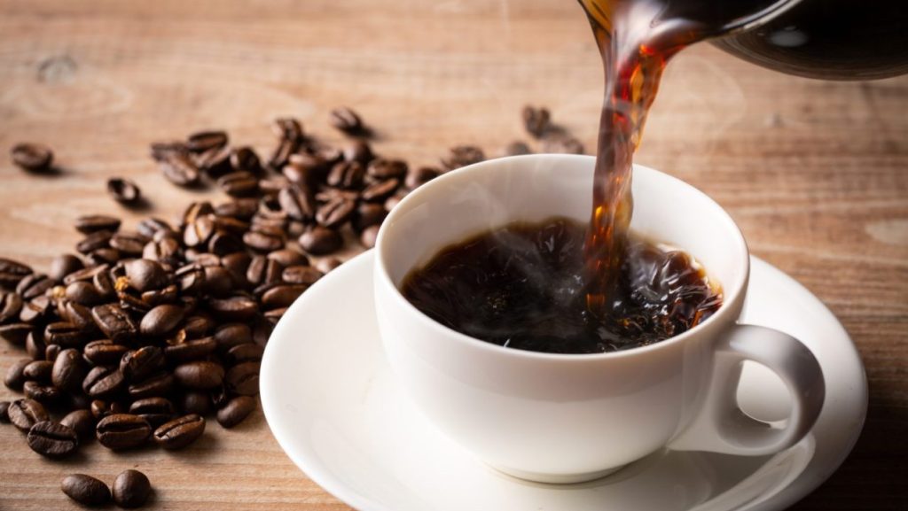 「コーヒーを飲むと片頭痛が治まる」これってウソ？ ホント？ カフェインと頭痛の正しい付き合い方を医師が解説