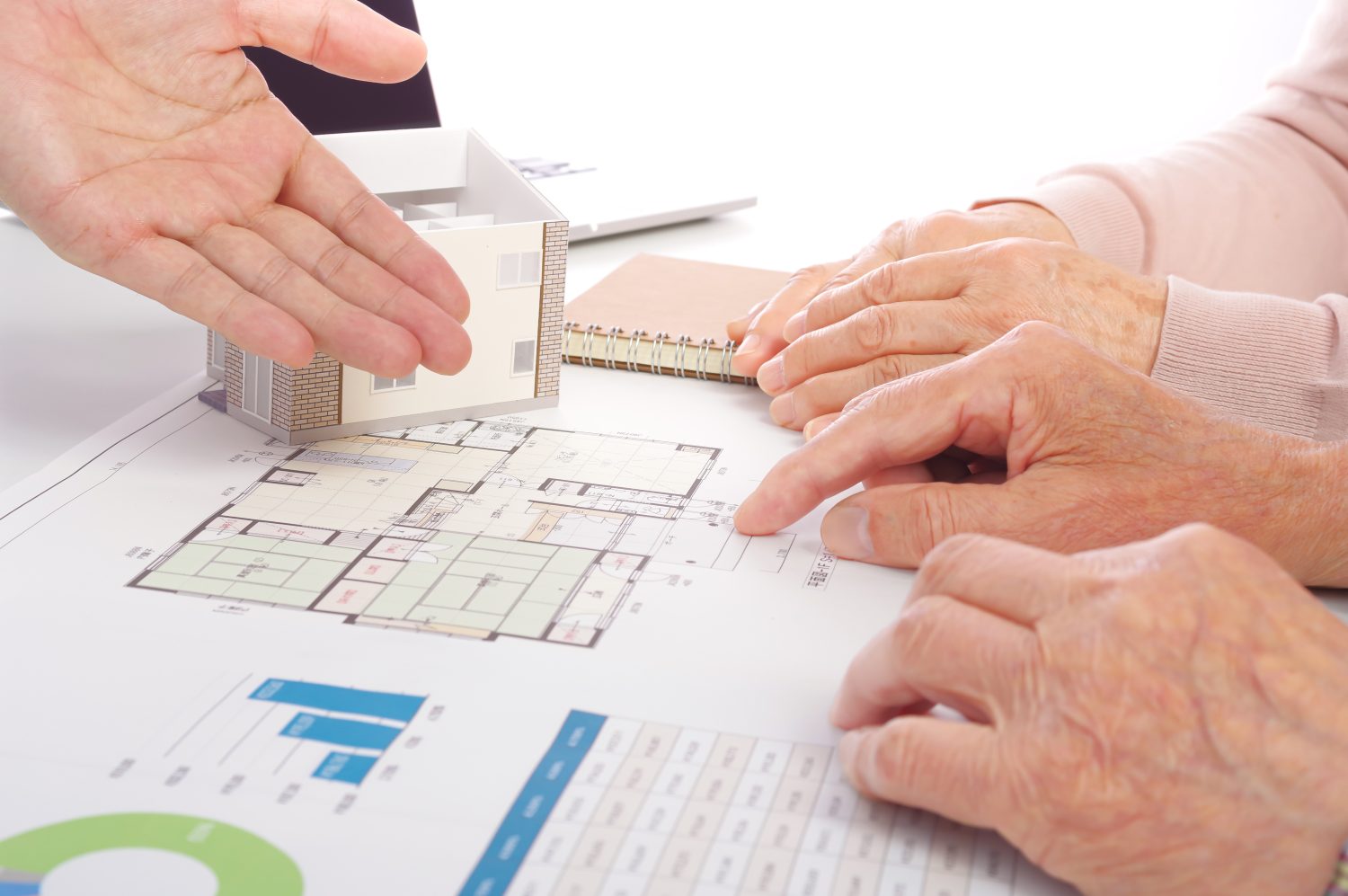 介護保険で住宅改修を行う際の申請の流れと注意点