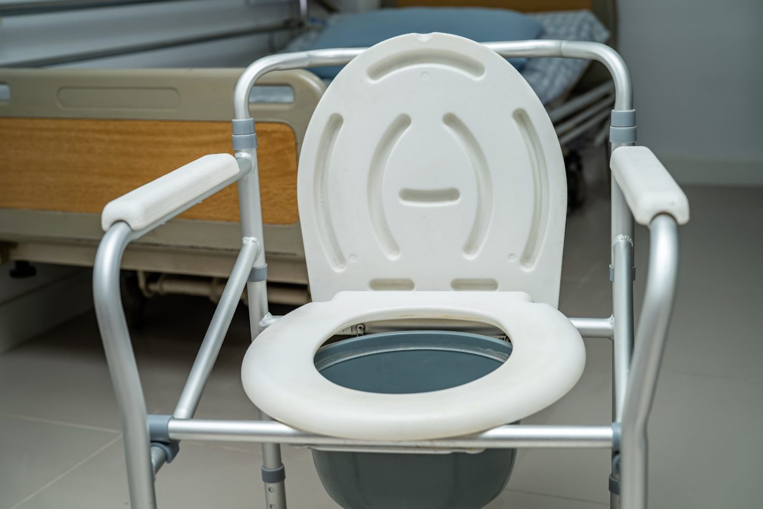 介護保険でおむつ以外に利用できるトイレ周りのサービス