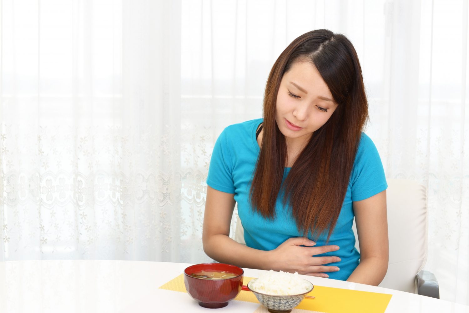 初期の胃潰瘍と症状が似ている病気と見分け方