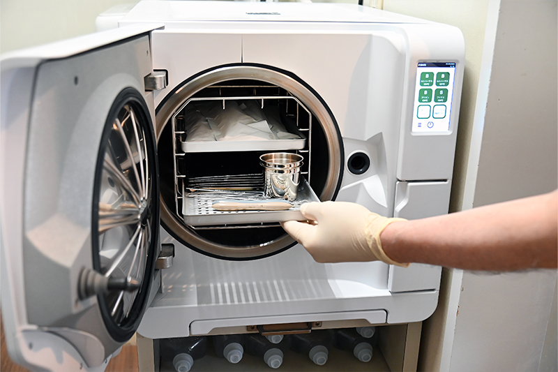 中歯科医院photo