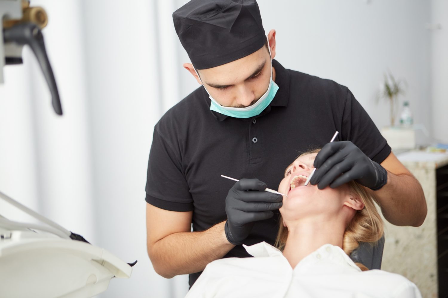 インプラントにおける骨造成の成功率について