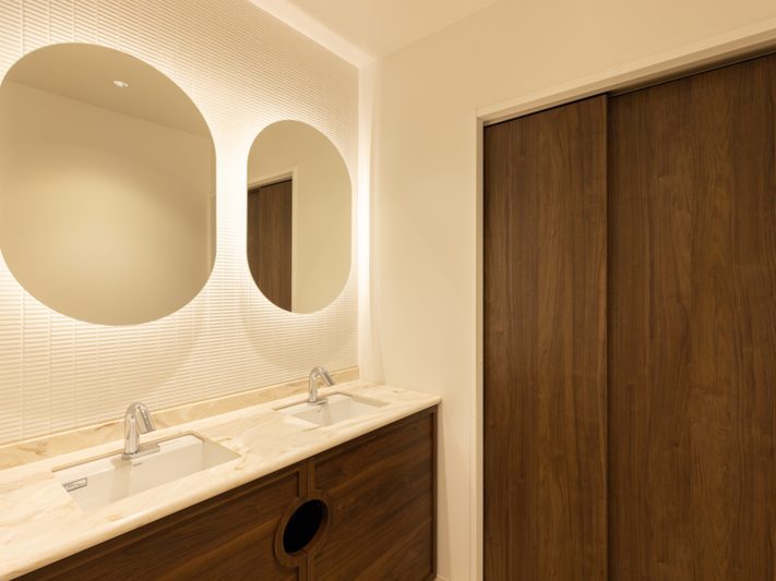 ともブレストクリニック