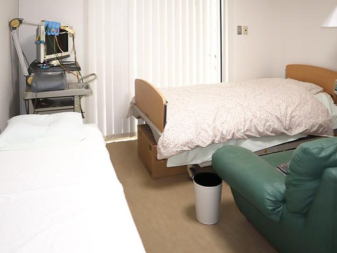 八事レディースクリニック