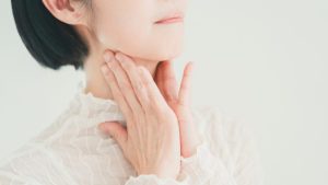 痛みはないけど首にしこりが…これって病気の可能性ありますか？