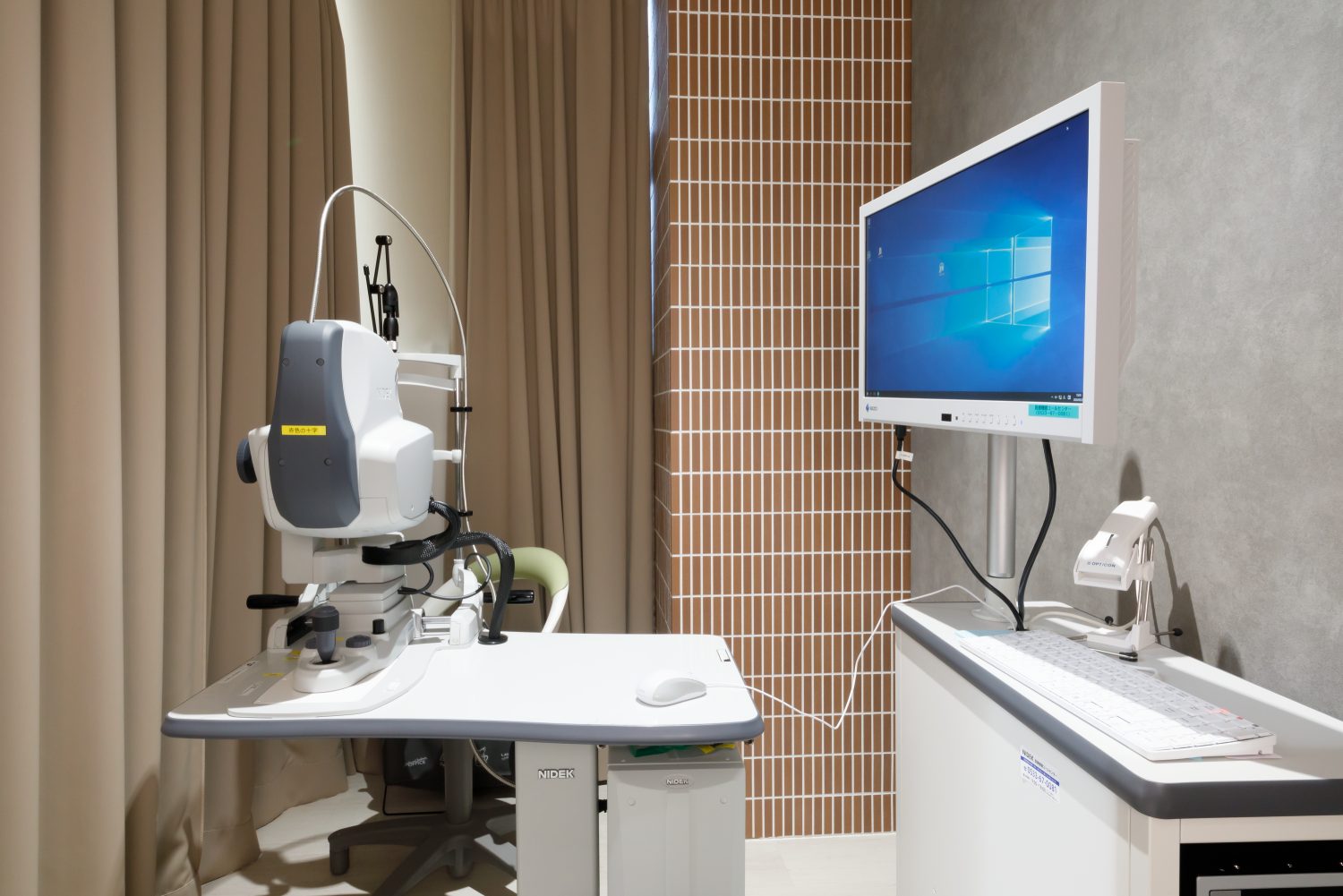 烏山すぎさき眼科photo