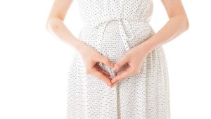 新型出生前診断（NIPT）の陽性率は年齢で変わる？ 結果を正しく理解するための3つの判断基準を医師が解説