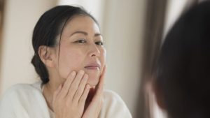 「最近、疲れて見える…」その悩みが解決？ 専門医に聞く『ヒアルロン酸』の本当の効果