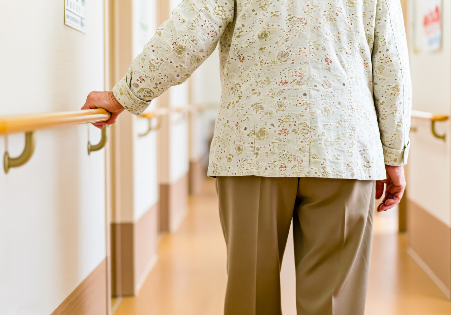 店舗以外で介護用品を購入する方法