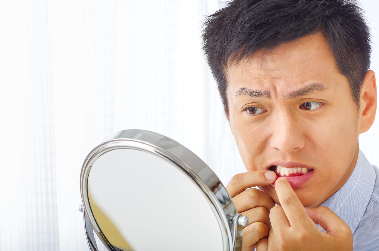 重度の叢生とはどのような歯並び？