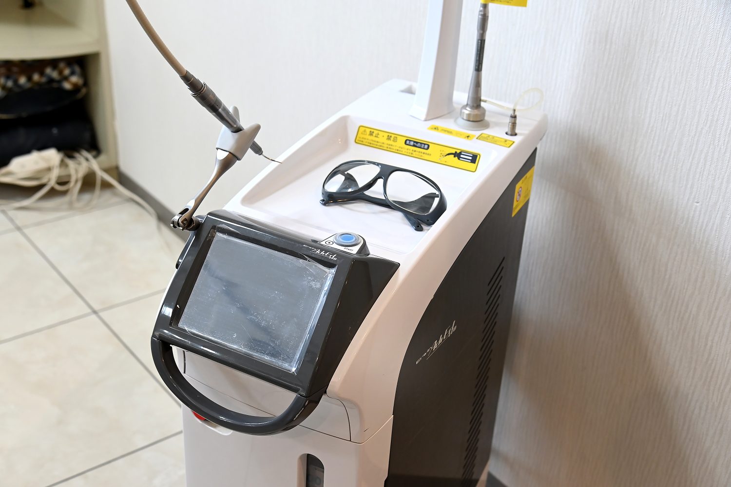 中歯科医院photo