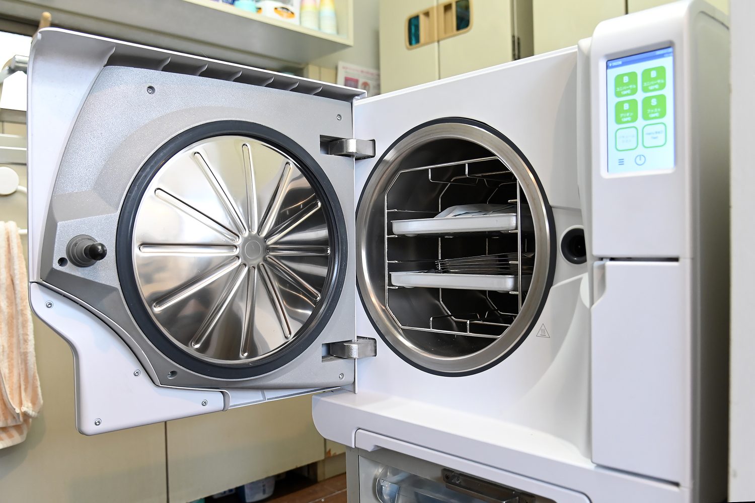 中歯科医院photo