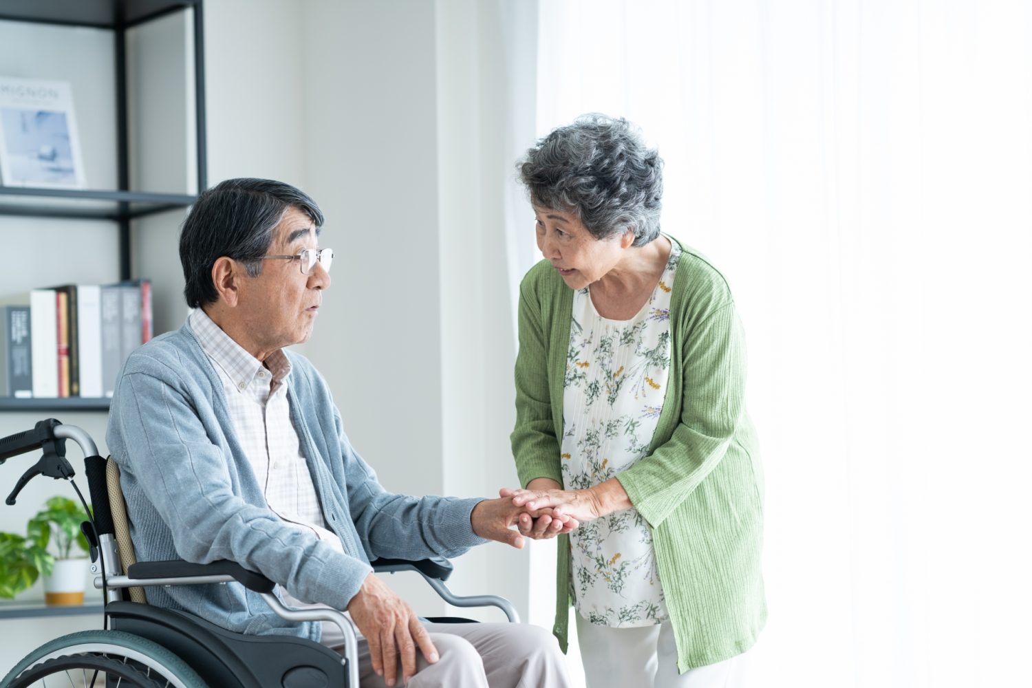介護難民が社会問題となっている背景
