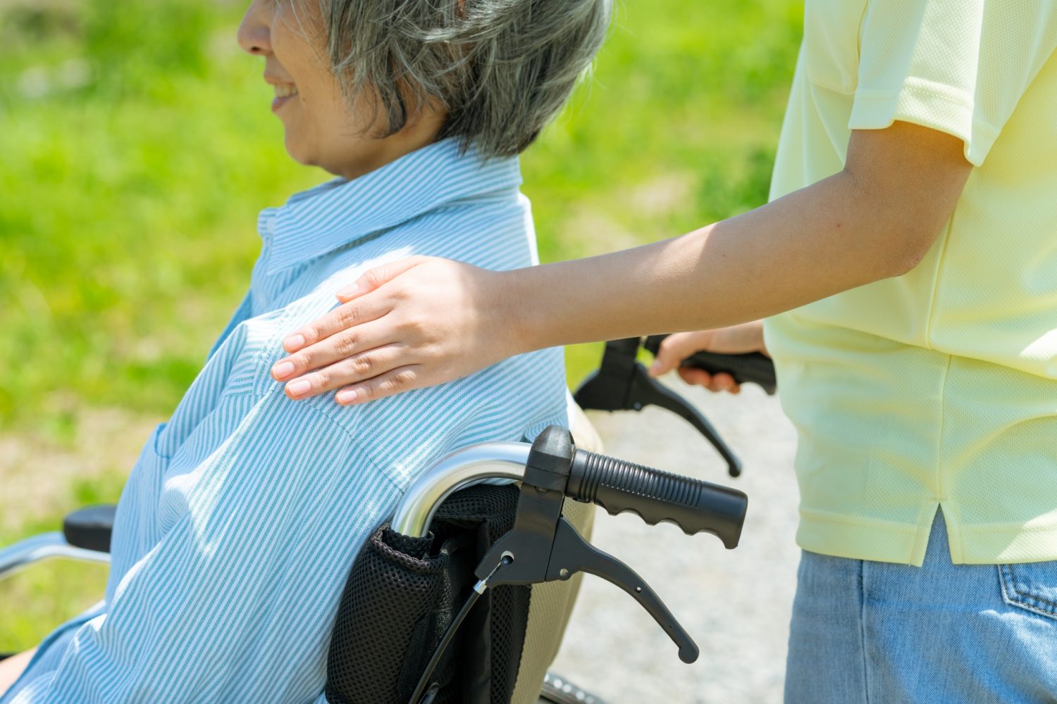親の介護で家族が担う役割とは