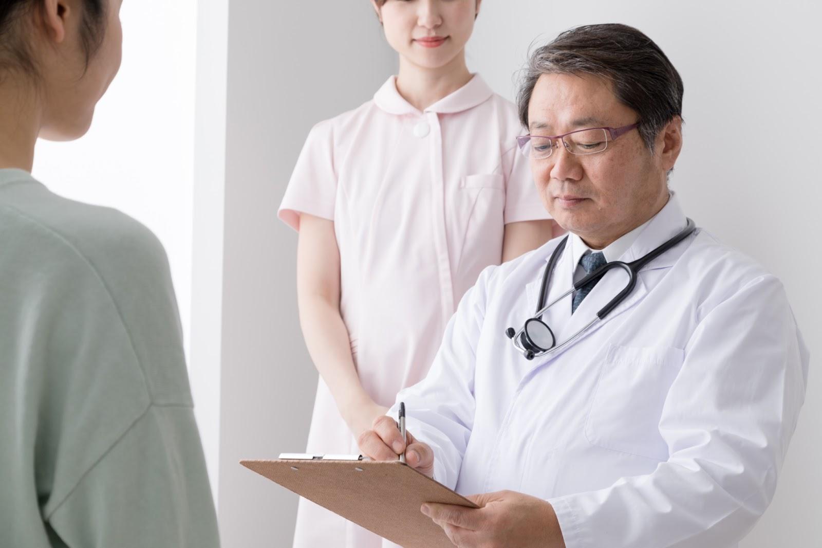 麻疹の抗体検査を受けた方がよいシーン