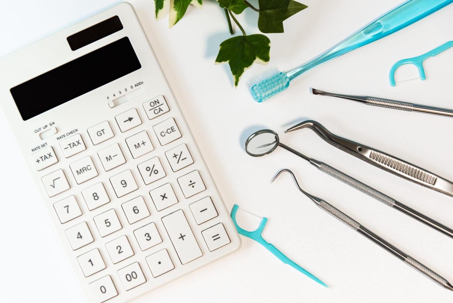 サージカルガイドを使用したインプラント治療の費用相場