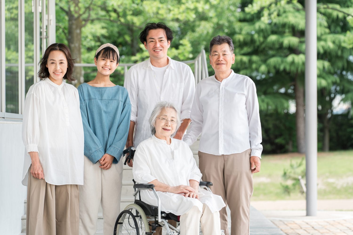 老老介護状態が心配なとき、子どもにできることは?今からできる支援と判断のポイント