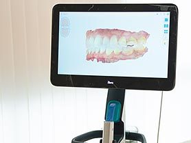 新港イトセ歯科