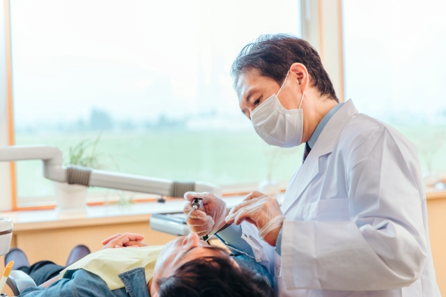 神経に達したむし歯の治療法