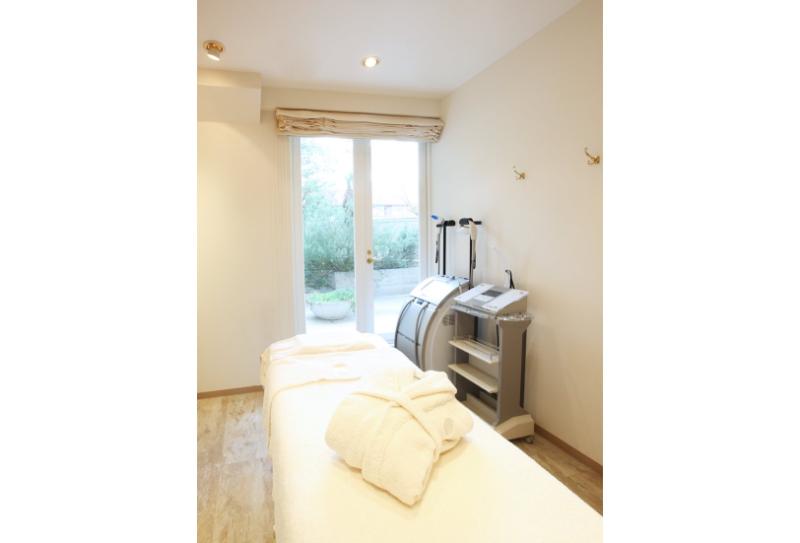 美容皮膚科タカミクリニック