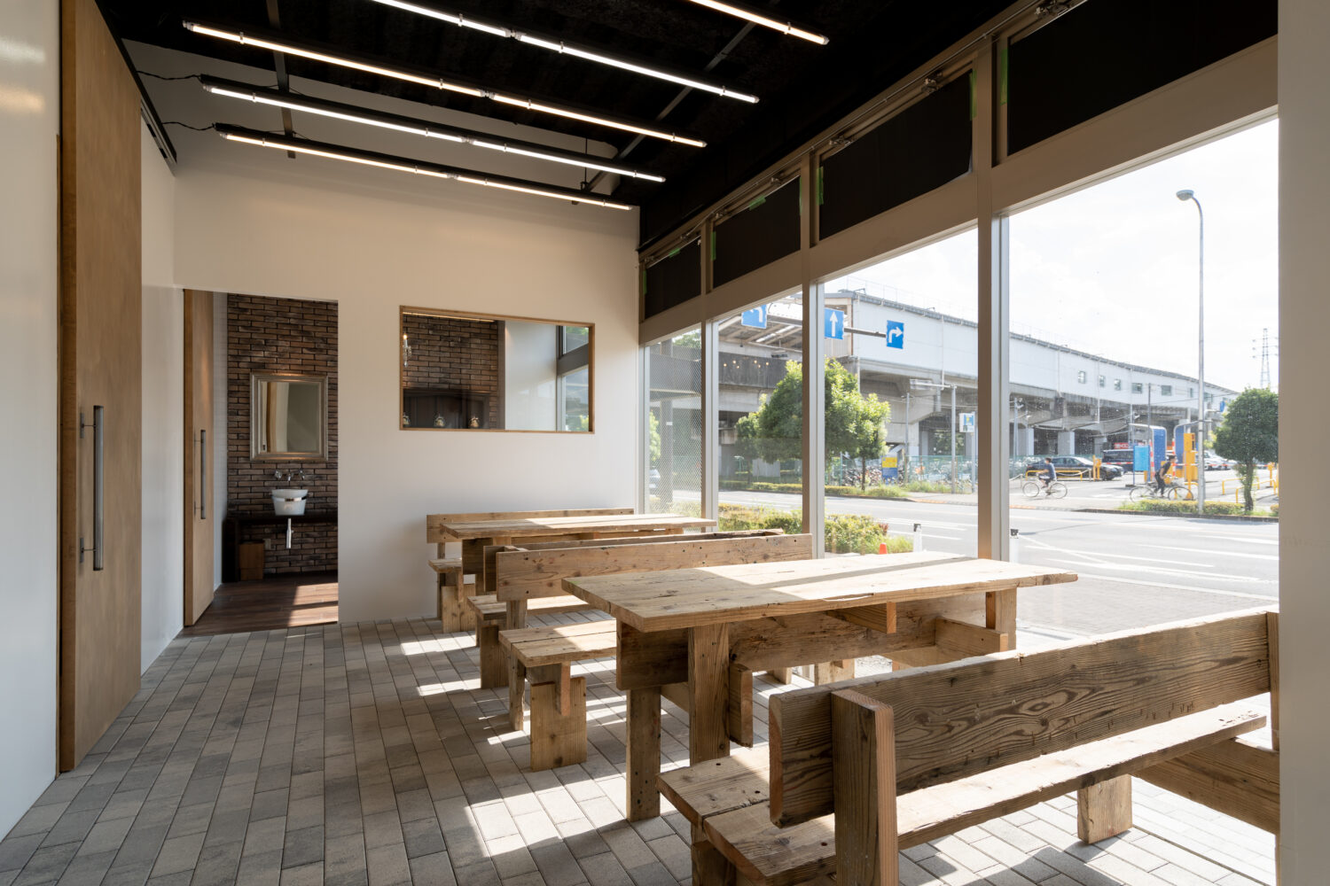 8211　DENTAL　CLINIC