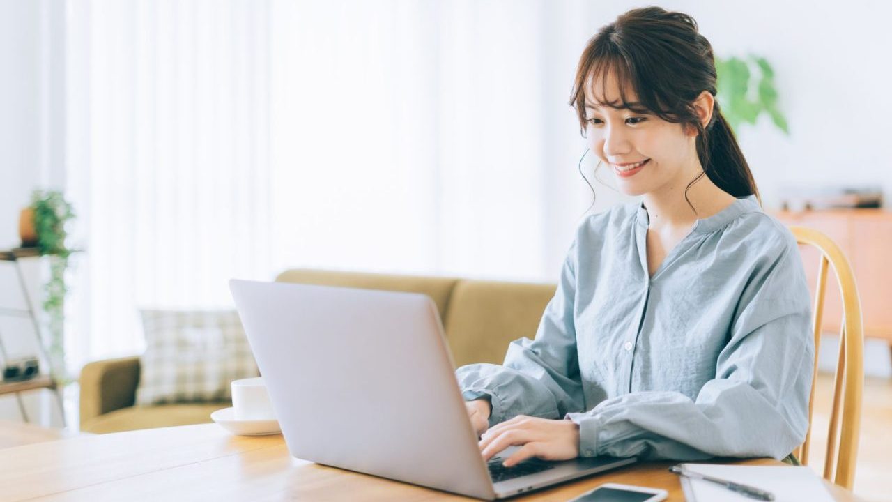 運動不足・座りすぎで大腸がんリスク上昇？ 在宅ワーク時代に今からできる予防法