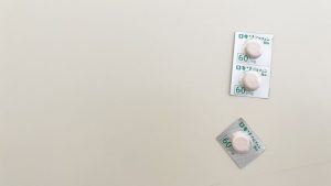 処方薬と市販薬の『ロキソニン』は何が違う？ 知っておくべき痛み止めの基本を医師が解説