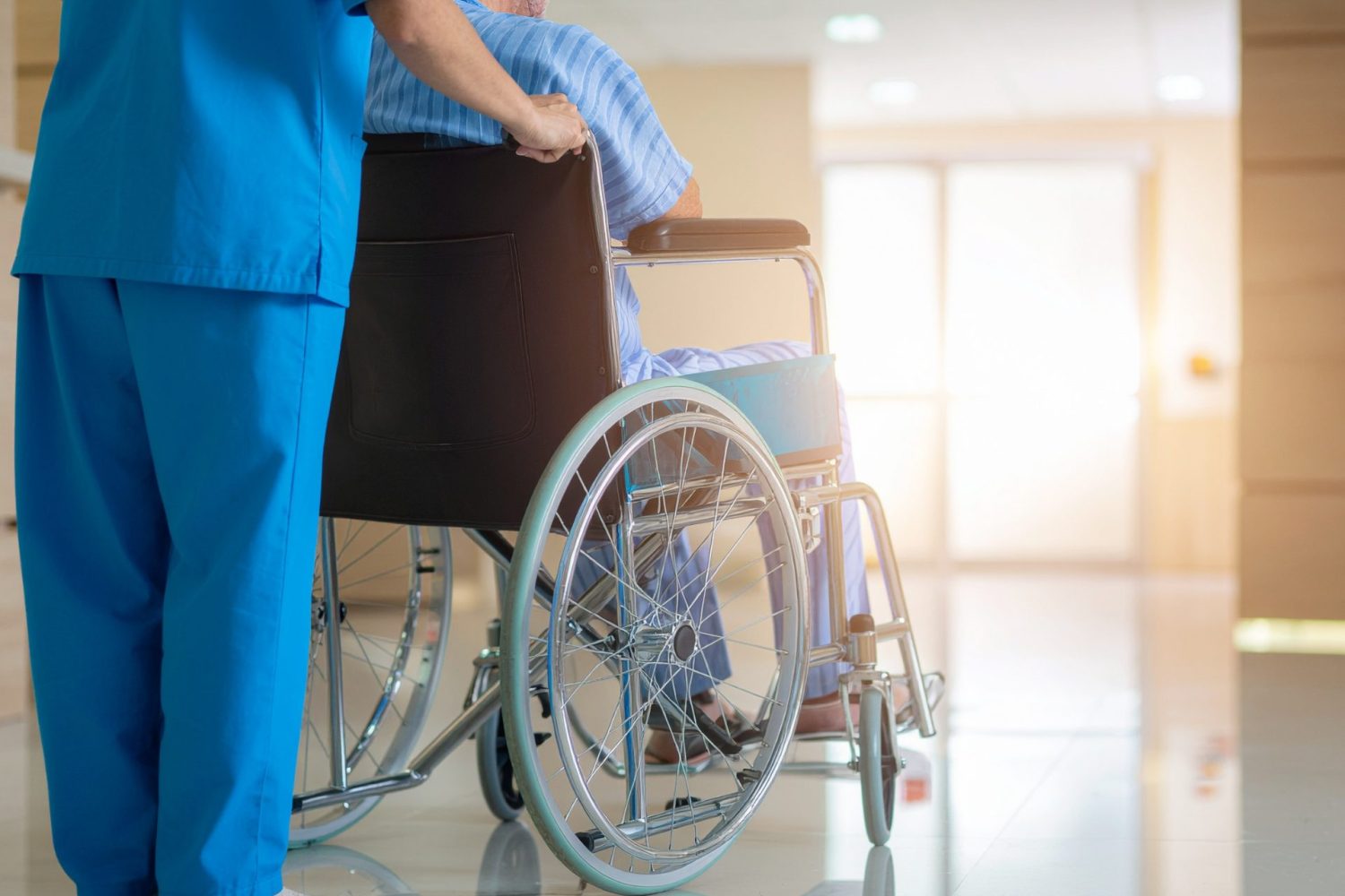 要介護4で入居を検討できる介護施設