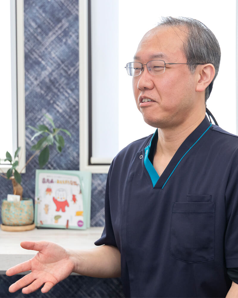 口の機能は、姿勢や全身の健康にも深く関わっている