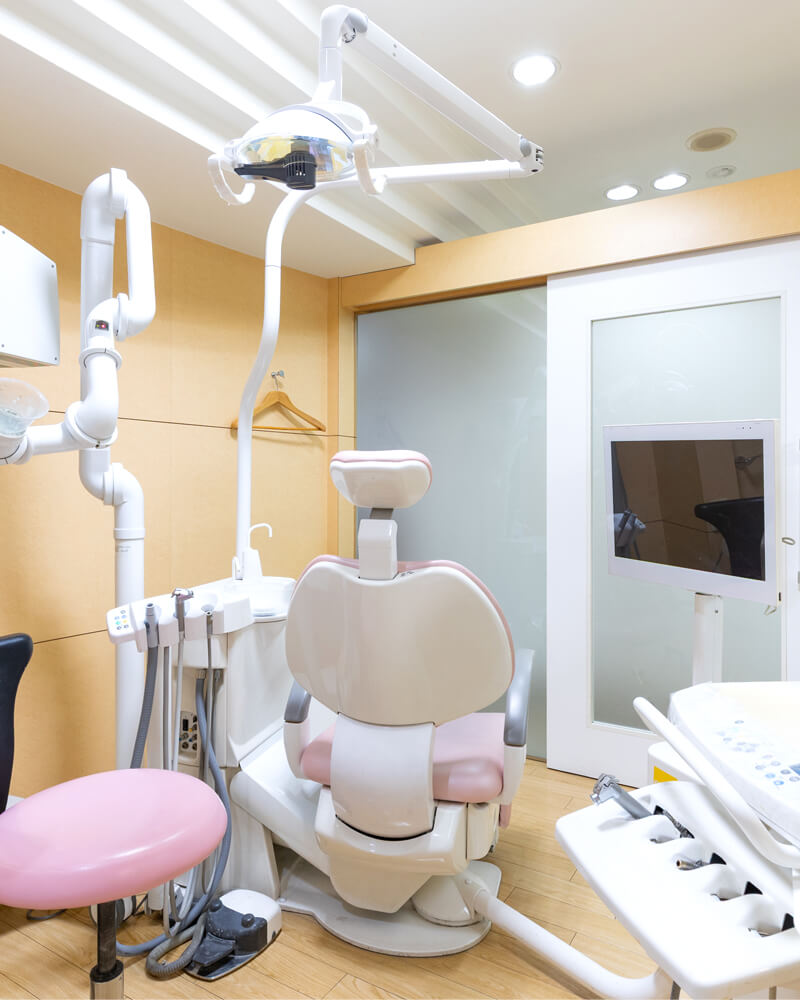 その場しのぎでは終わらない。長く歯を守るための精密治療