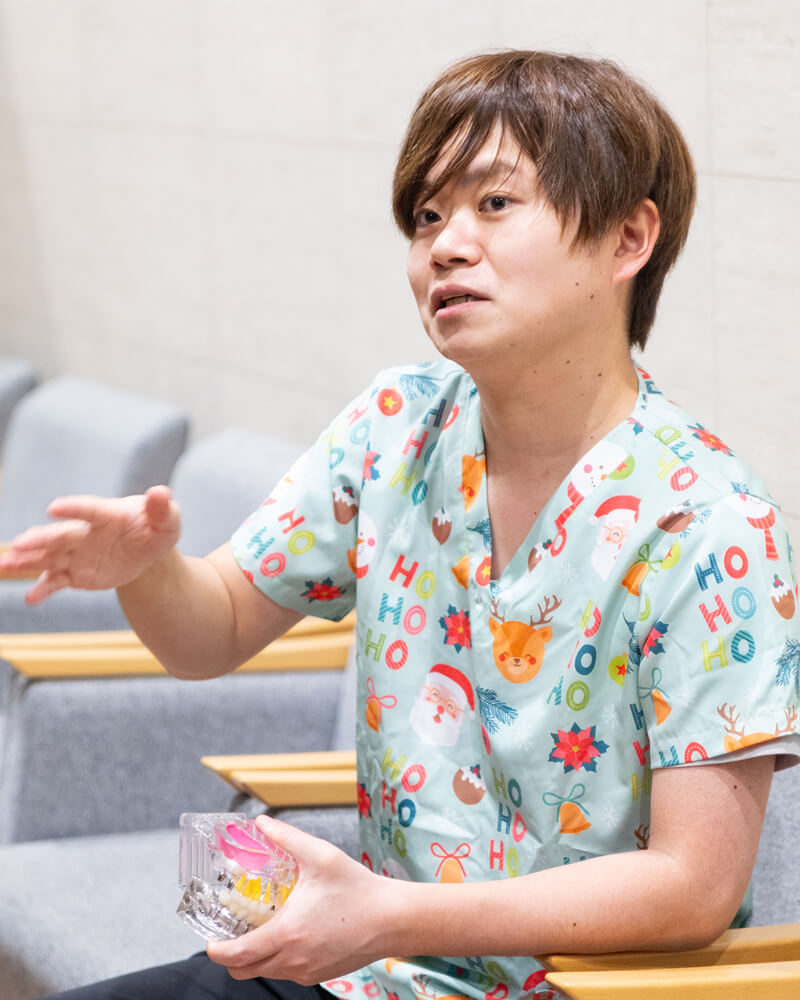 きれいな歯並びを叶え、笑顔がこぼれる口元へ