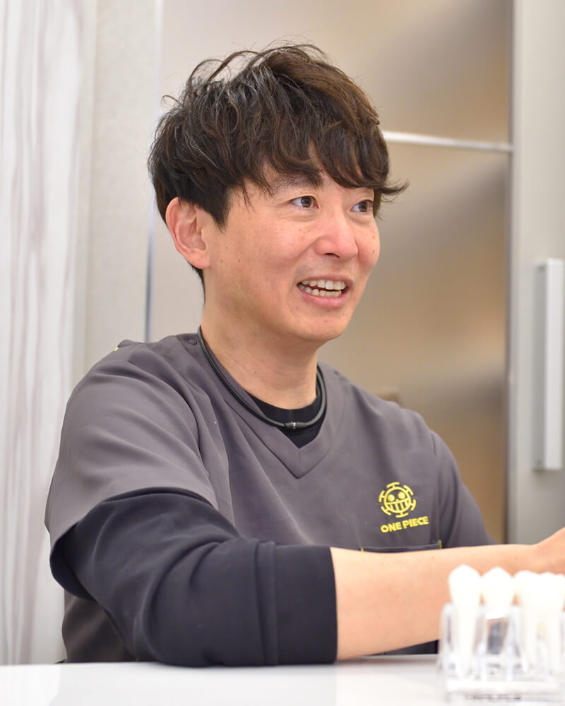 納得の費用感と充実の10年保証で安心のインプラント治療を提供