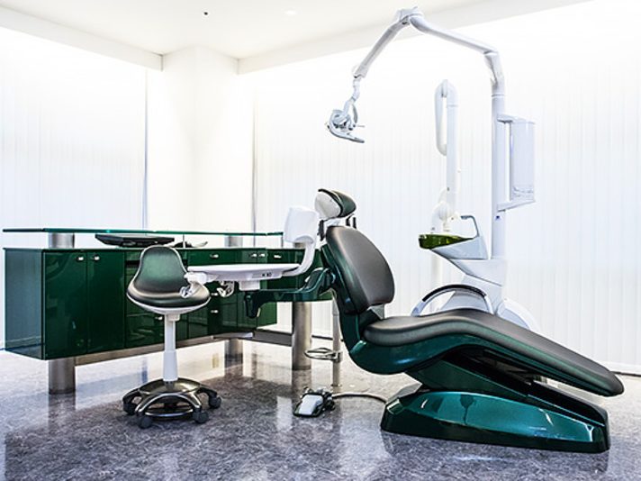 新港イトセ歯科