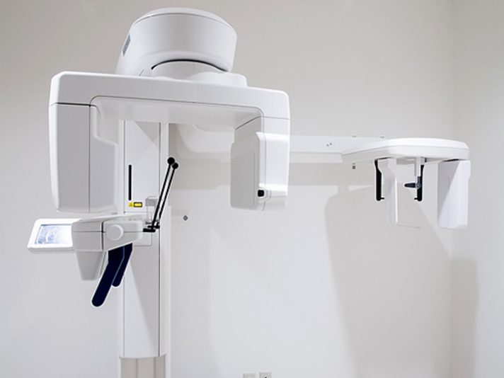 新港イトセ歯科