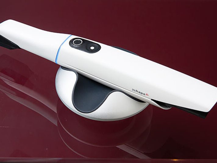 新港イトセ歯科