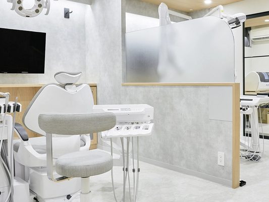 成城学園前 泉の歯科・矯正歯科