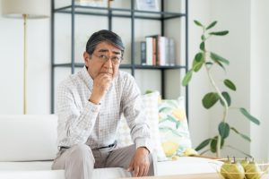 入れ歯の違和感の原因とは？解決方法やトラブルを防ぐポイントを解説