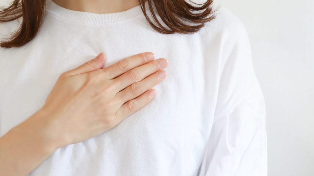 【闘病】乳腺外科看護師が『乳がん』に。「何で私が!?」転移の恐怖にあふれる涙