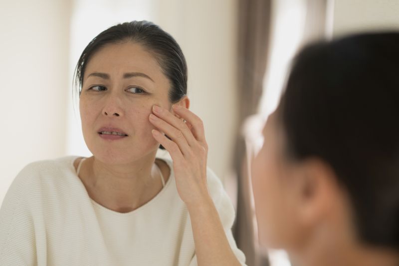 敏感肌・乾燥肌とは？ 脱毛前に知っておきたい基礎知識