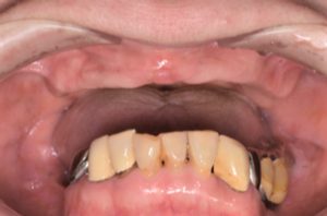 クリスタル歯科