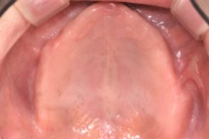 クリスタル歯科