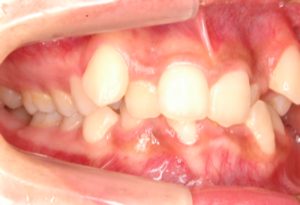 クリスタル歯科