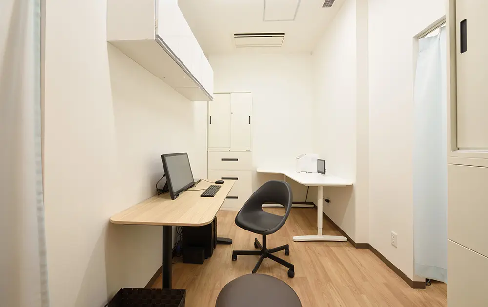 よつや駅前クリニック 内科と皮膚科・形成外科