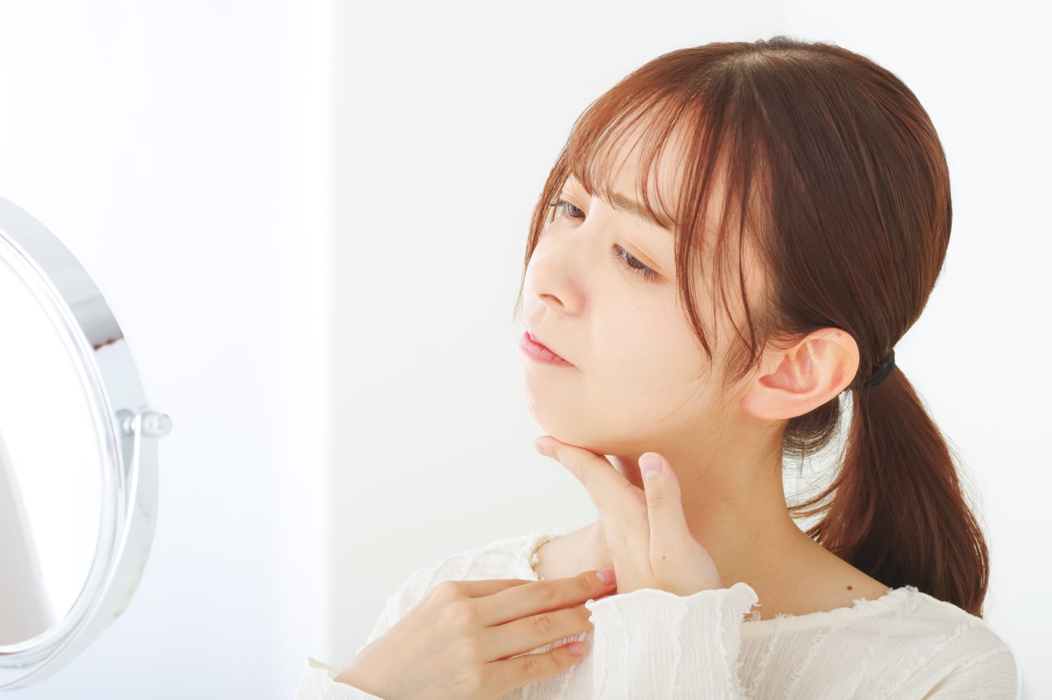 汗は悪いもの？ 肌トラブルとの関係とは？